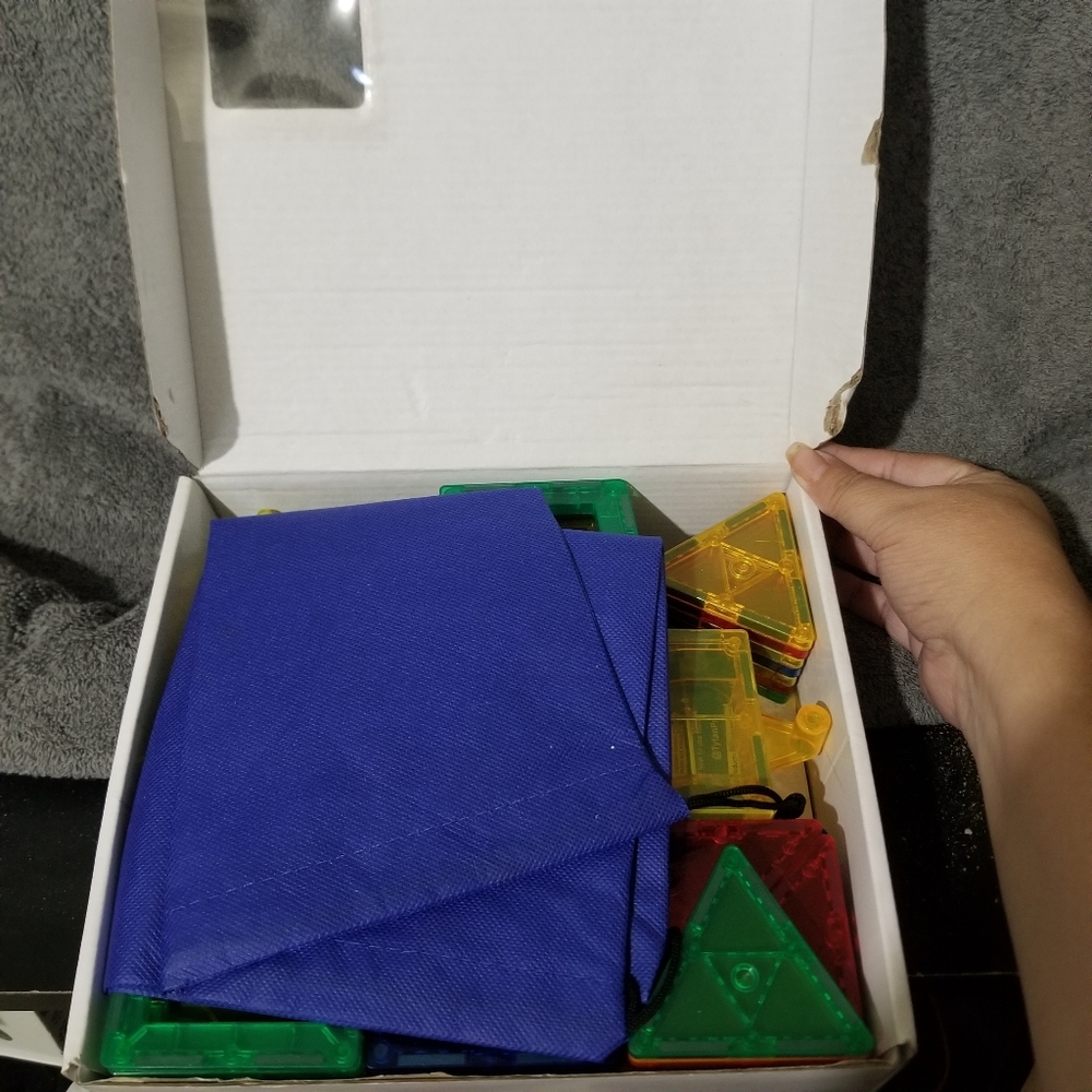 STEM Tiles Colorful Building Set - Picture 3 of 3